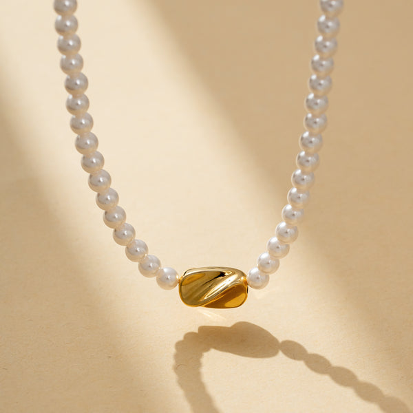 Pearl Necklace with 18K Gold-Plated Accent 2024